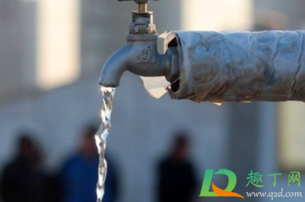 自来水放多久没有氯气(自来水放几天氯气就没了?)