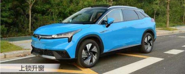 如何更换车钥匙电池(怎样更换车钥匙电池)