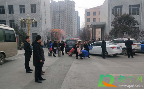 2021高校错峰放假离校时间是什么时候(2021高校错峰开学)