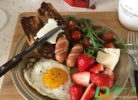 男女初次约会去什么档次的餐厅(第一次约会适合去什么餐厅)