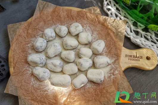 奶枣一定要用黄油吗(做奶枣不用黄油用食用油可以吗)