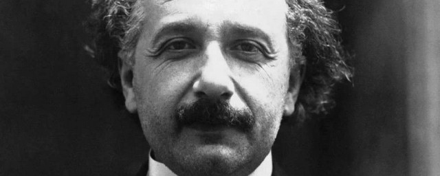 爱因斯坦的全名是什么(爱因斯坦的名字是什么来历)