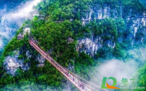 恩施地心谷和大峡谷一个地方吗(恩施大峡谷和地心谷风景差不多)