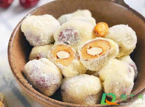 奶枣可以用食用油代替黄油吗(食用油可以代替黄油做奶枣吗) 奶枣可以用食用油代替黄油吗(食用油可以代替黄油做奶枣吗)