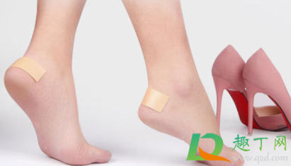 新鞋磨脚跟用醋可以吗(鞋磨脚用醋泡好使吗)