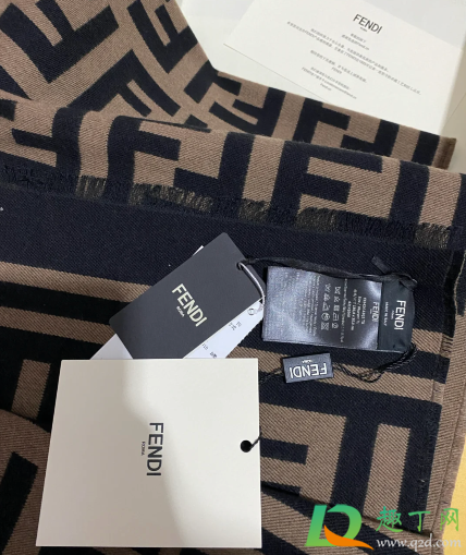 芬迪围巾一般高仿用的什么面料(芬迪羊毛围巾怎么样)