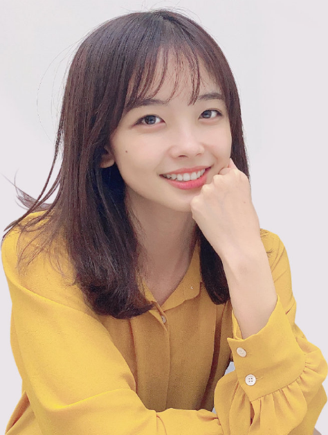 王冰冰擦镜头动态壁纸图片(王冰冰擦玻璃动图)