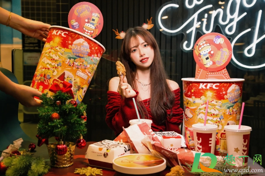 2020肯德基圣诞巨大的桶多少钱(肯德基新出的圣诞桶多少钱)