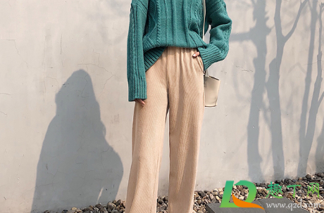 建不建议买灯芯绒衣服(灯芯绒衣服耐穿么)