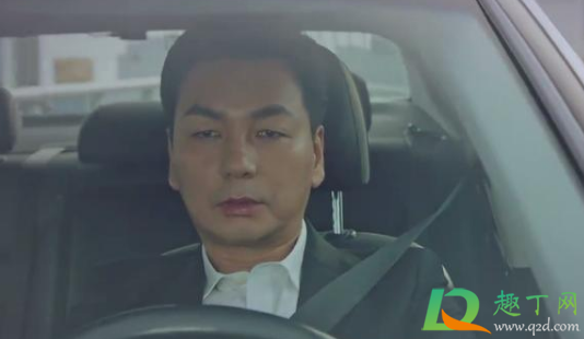 顶楼尹室长为什么帮秀莲(顶楼秀莲的另外一个身份)