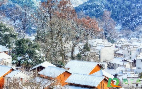 2021雪景发朋友圈配一句话简单有意思(2021第一场雪适合发朋友圈的句子)