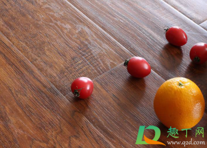 地暖不用的房间关闭节能吗(不经常在家地暖需要关掉吗)