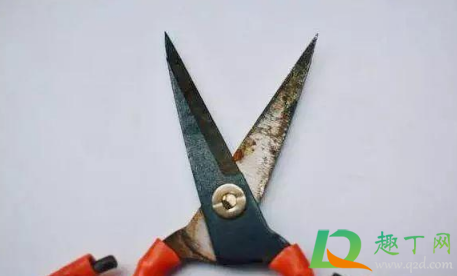 剪刀生锈打不开怎么办(剪刀生锈了该怎么办) 剪刀生锈打不开怎么办(剪刀生锈了该怎么办)