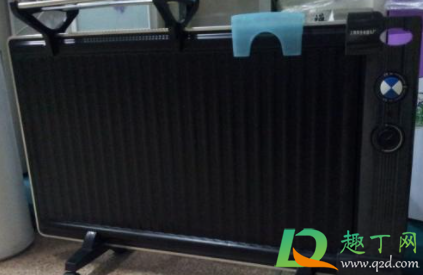 取暖器放床边会着火吗(取暖器上放衣服会着火吗) 取暖器放床边会着火吗(取暖器上放衣服会着火吗)