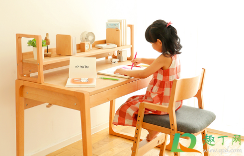 学生成绩排名应该公开吗(学生成绩应该公布吗) 学生成绩排名应该公开吗(学生成绩应该公布吗)