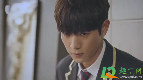 顶楼双胞胎的母亲是谁(顶楼里面双胞胎的亲生母亲是谁)