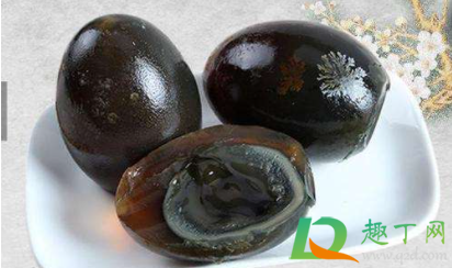 怎么看皮蛋是不是坏掉了(怎么知道皮蛋是不是坏了)