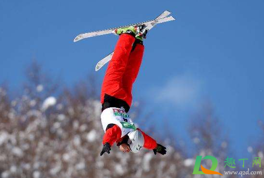 滑雪服洗衣机什么模式清洗(滑雪服能用洗衣机洗多长时间)