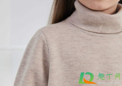 羊毛衫染色了用什么可以洗干净(羊毛衫染上颜色怎么处理)