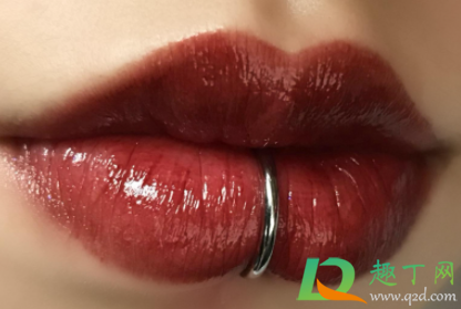 嘴角裂口一直不好怎么回事(嘴角一直裂不好怎么办)