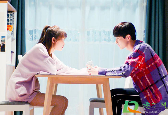 与晨同光黎初瑶喜欢李洛书吗(与晨同光洛书和初瑶在一起)