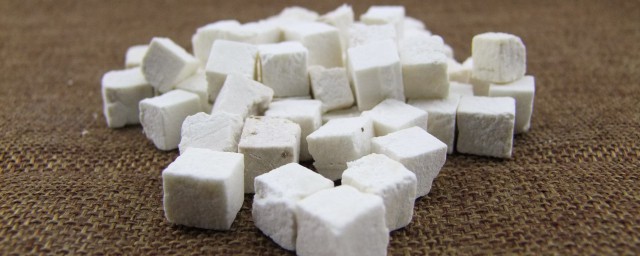 茯苓的产地(茯苓的产地在山东哪里)