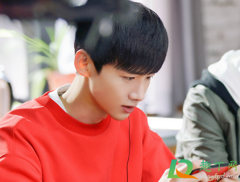 与晨同光男主结局去世了吗(与晨同光最终结局)