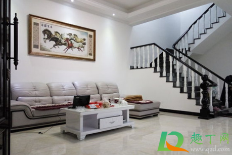 3米高楼梯踏步多少个(3.3米层高楼梯共几踏步)