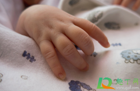 2021晒娃发朋友圈的句子必火(2021发朋友圈儿的句子)