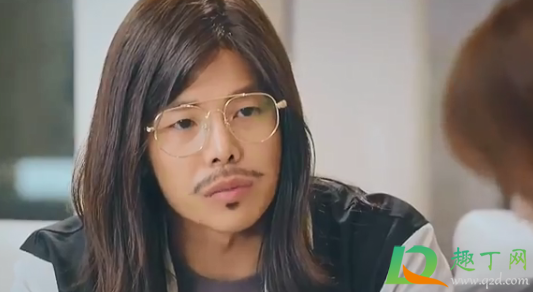 顶楼尹室长为什么帮秀莲(顶楼秀莲的另外一个身份) 顶楼尹室长为什么帮秀莲(顶楼秀莲的另外一个身份)