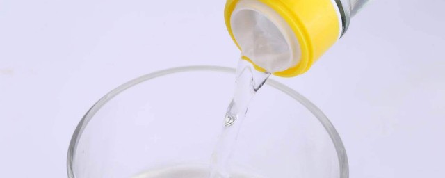 白醋洗脸有什么作用(白醋洗脸有什么作用?怎么使用?)