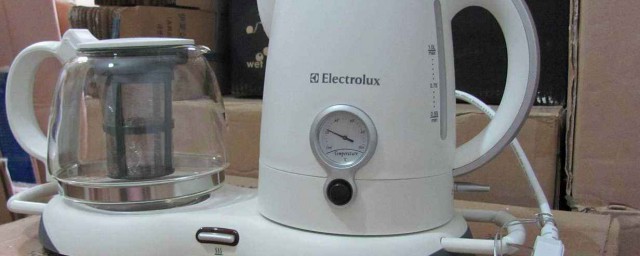 开水壶水垢多怎么办(开水壶结垢怎么办)