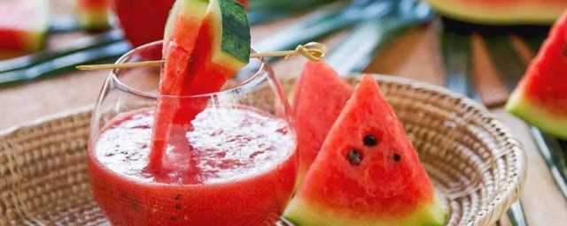 孕妇吃西瓜有什么好处(西瓜孕妇吃了有什么好处)