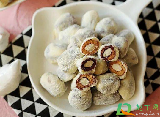 奶枣里面可以放花生吗(花生和红枣一起煮可以下奶吗) 奶枣里面可以放花生吗(花生和红枣一起煮可以下奶吗)