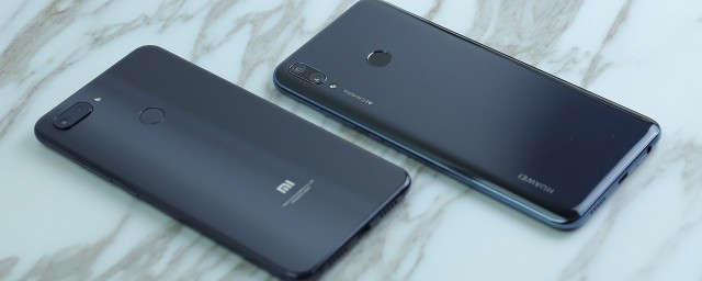 小米8青春版有耳机孔吗(小米八青春版为什么没有耳机的插口)