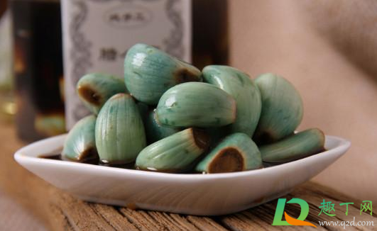 腊八蒜放阳光下还是阴凉处(腌制的腊八蒜放阴凉处还是放温暖的地方)