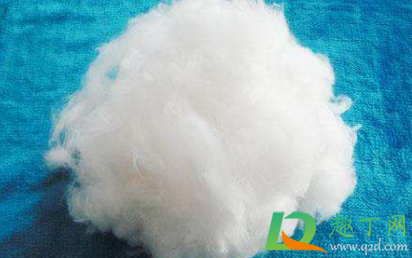 羽绒棉洗后坨一起怎么办(羽绒棉洗了成坨怎么弄散)