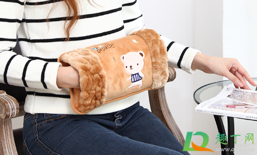 暖手宝隔了一年还能用吗(暖手宝放了两年一直没用还能用吗)