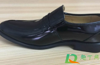 鞋子掉色是不是假鞋(皮鞋掉色是不是假的) 鞋子掉色是不是假鞋(皮鞋掉色是不是假的)