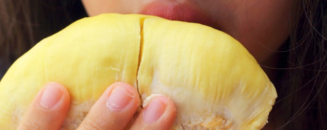 哪些人不宜吃榴莲(哪些人不能吃榴莲)