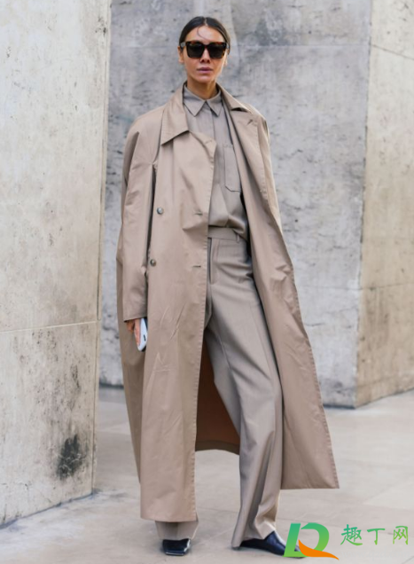 冬天长筒袜里面可以穿打底吗(冬天长筒袜怎么穿) 冬天长筒袜里面可以穿打底吗(冬天长筒袜怎么穿)