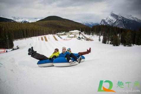 滑雪鞋需要穿多大码(滑雪鞋一般穿大一码)