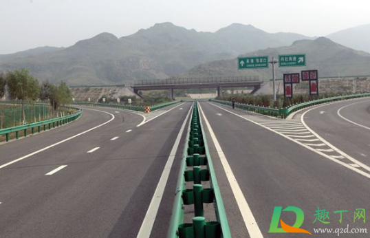 今年春节高速会不会封2021(2021年春节期间高速会封路吗)