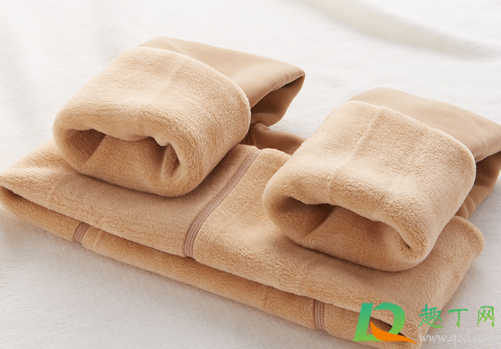 打底袜怎么穿不顶脚(穿袜子顶脚)