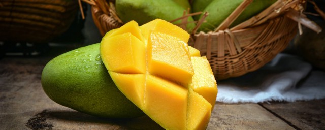 食用芒果的注意事项(芒果的食用宜忌)