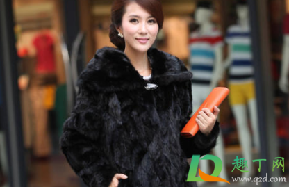 貂皮大衣有油怎么处理(貂皮大衣油渍怎么办) 貂皮大衣有油怎么处理(貂皮大衣油渍怎么办)
