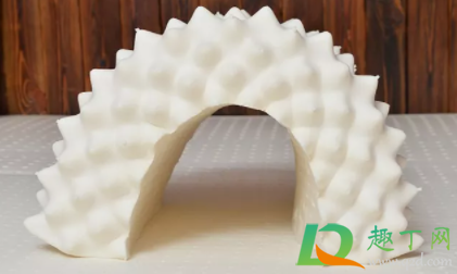 乳胶枕头乳胶含量多少最好(乳胶枕乳胶含量最高多少)