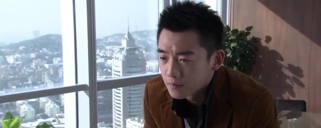 他们两个在剧中什么关系(这两个人到底是谁呀)