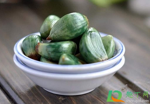 腊八蒜不切根部可以腌绿吗(腌腊八蒜用切根部吗)