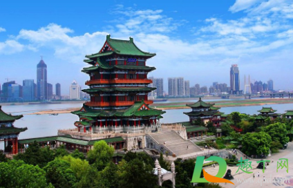 四大名楼是哪四大名楼(四大名楼是哪四大名楼位于哪里,什么年限建的)